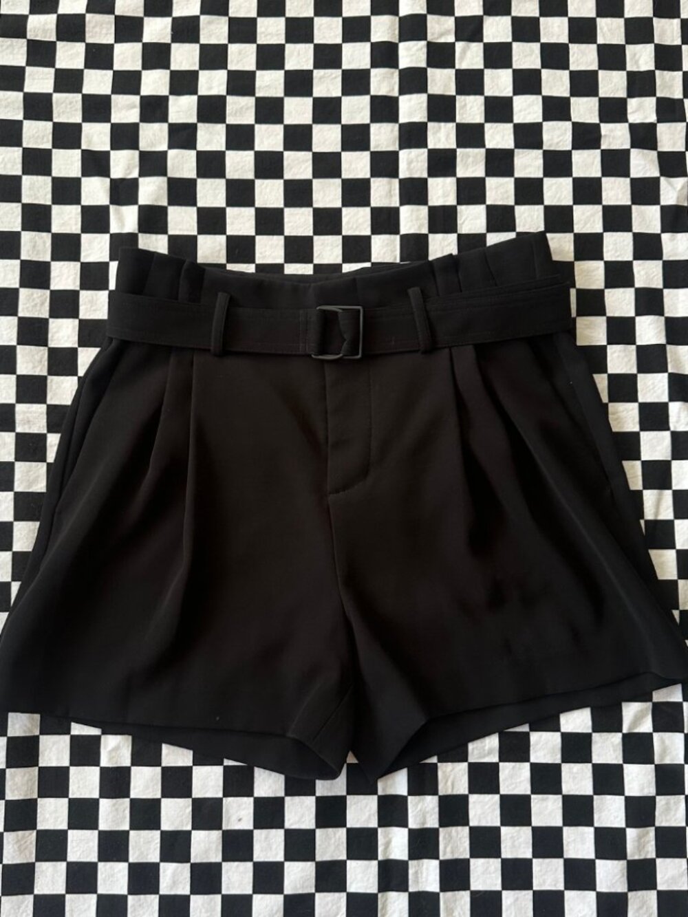 NWT Vince Pleated Trouser Shorts